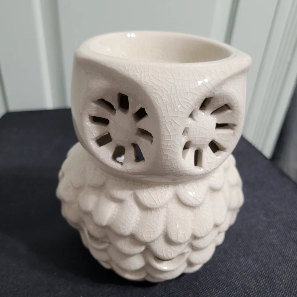 Pier One Owl Tealight Candle Tart Warmer